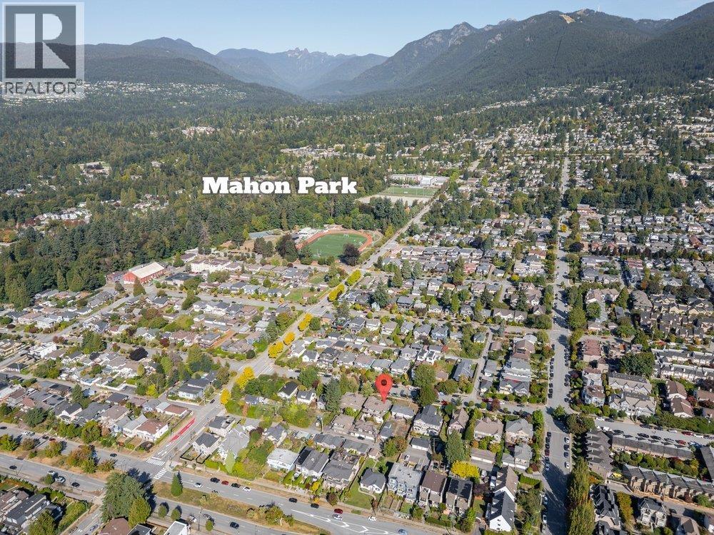 331 W 14th Street, North Vancouver, British Columbia  V7M 1P5 - Photo 40 - R3050946