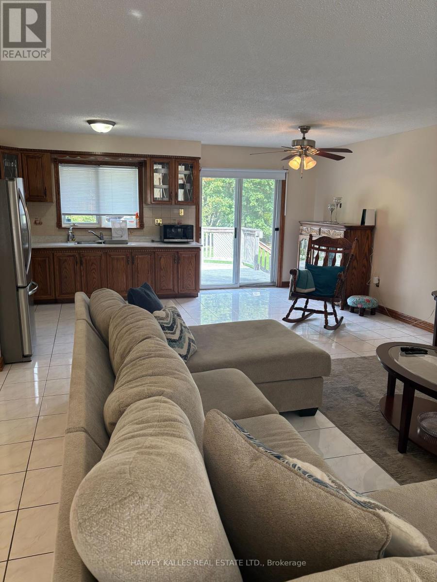 Main - 11 Twin Pines Drive, Wasaga Beach, Ontario  L9Z 1B5 - Photo 18 - S12399960