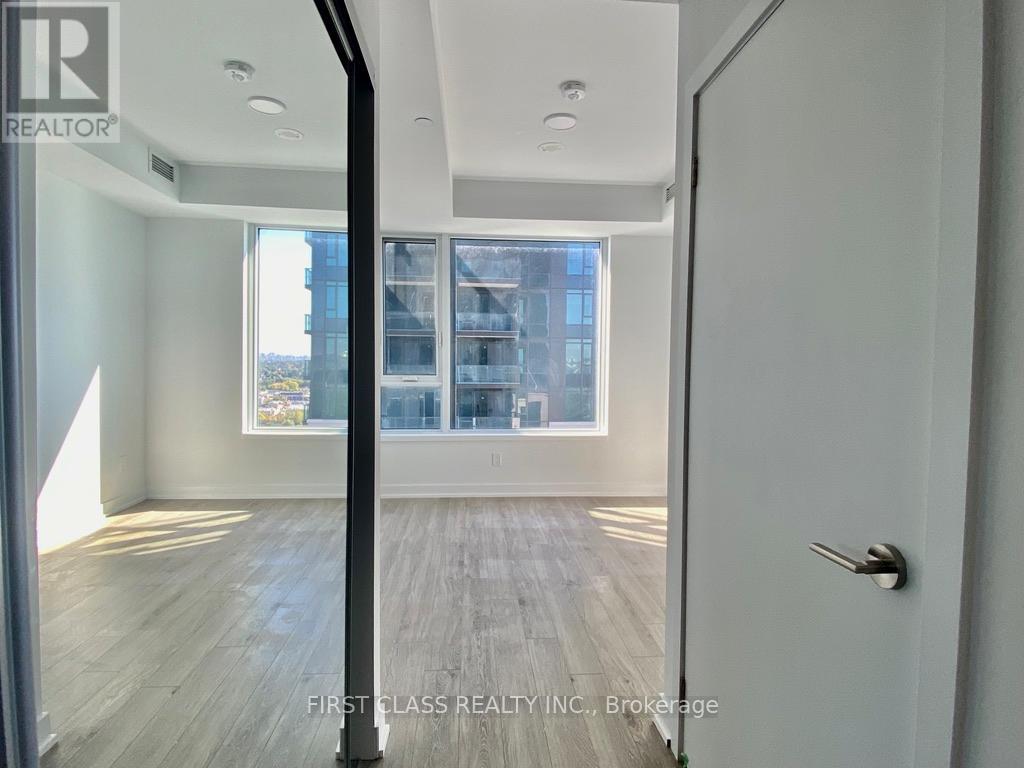 3812 - 1926 Lake Shore Boulevard W, Toronto, Ontario  M6S 0B1 - Photo 11 - W12446005