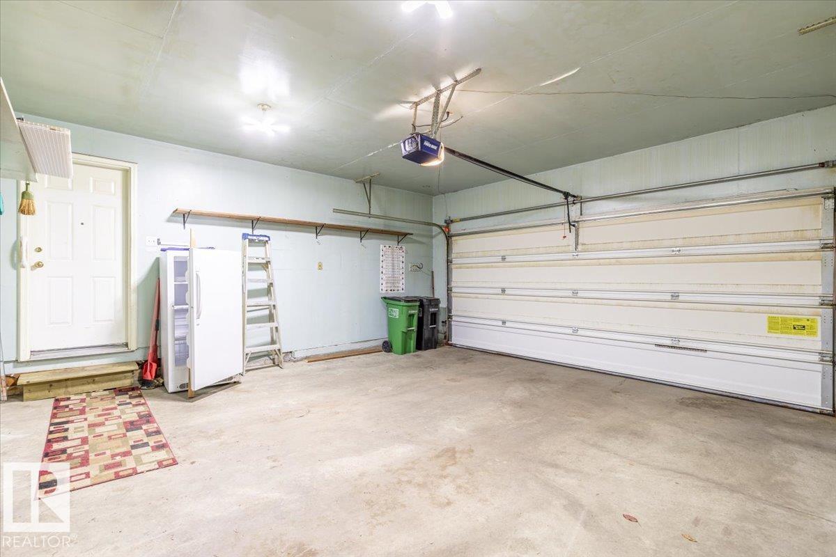 4829 32 Av Nw, Edmonton, Alberta  T6L 4Y7 - Photo 18 - E4460965