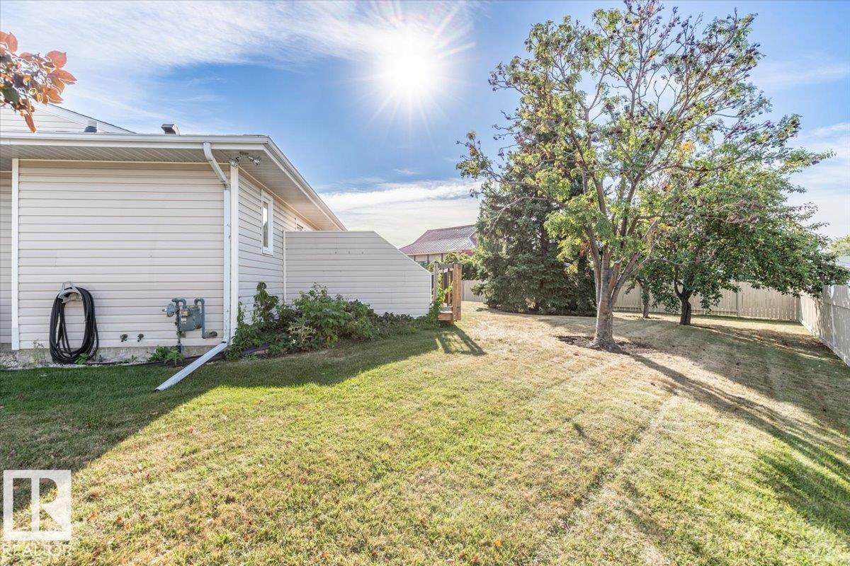 4829 32 Av Nw, Edmonton, Alberta  T6L 4Y7 - Photo 25 - E4460965