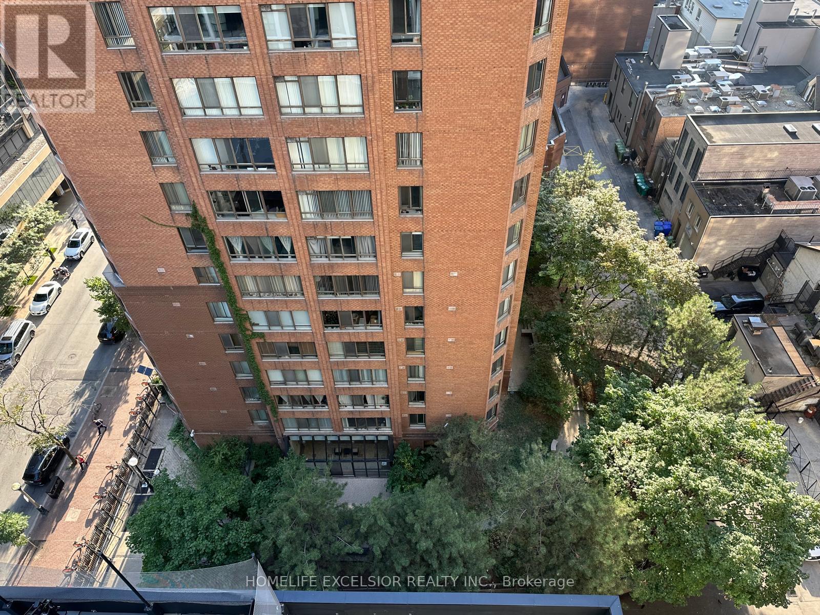 1112 - 20 Edward Street, Toronto, Ontario  M5G 0C5 - Photo 10 - C12446012