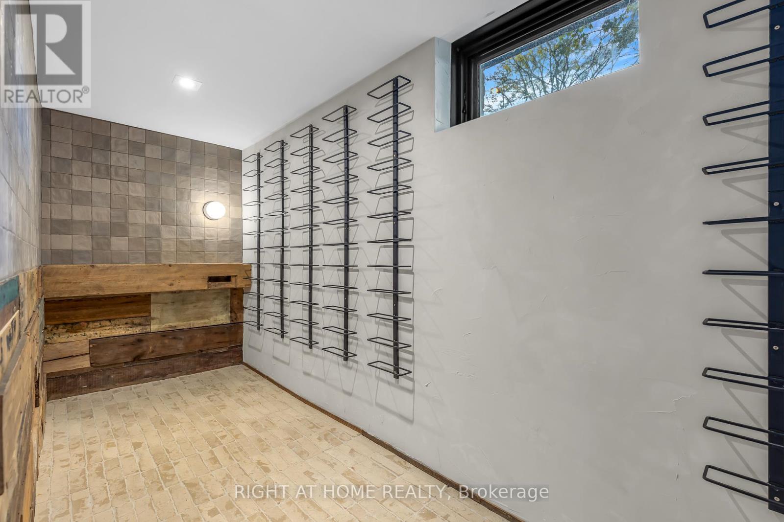 768 Richmond Street W, Toronto (Niagara), Ontario  M6J 1C5 - Photo 37 - C12446013