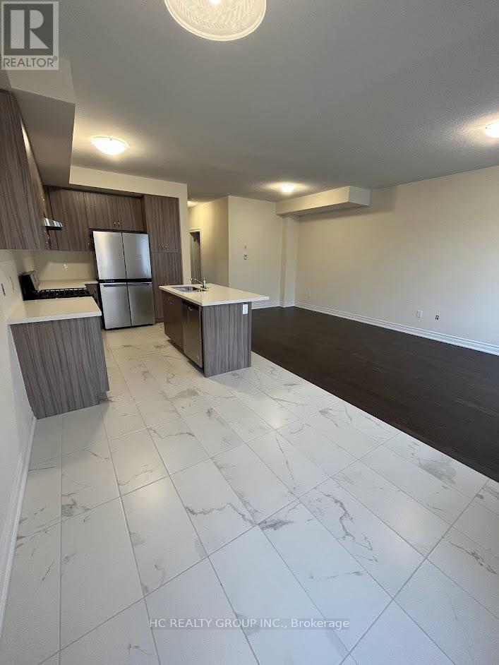 Main, 2nd - 4 Finley Way, Markham, Ontario  L3S 0E8 - Photo 4 - N12446017