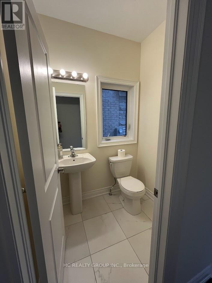 Main, 2nd - 4 Finley Way, Markham, Ontario  L3S 0E8 - Photo 5 - N12446017