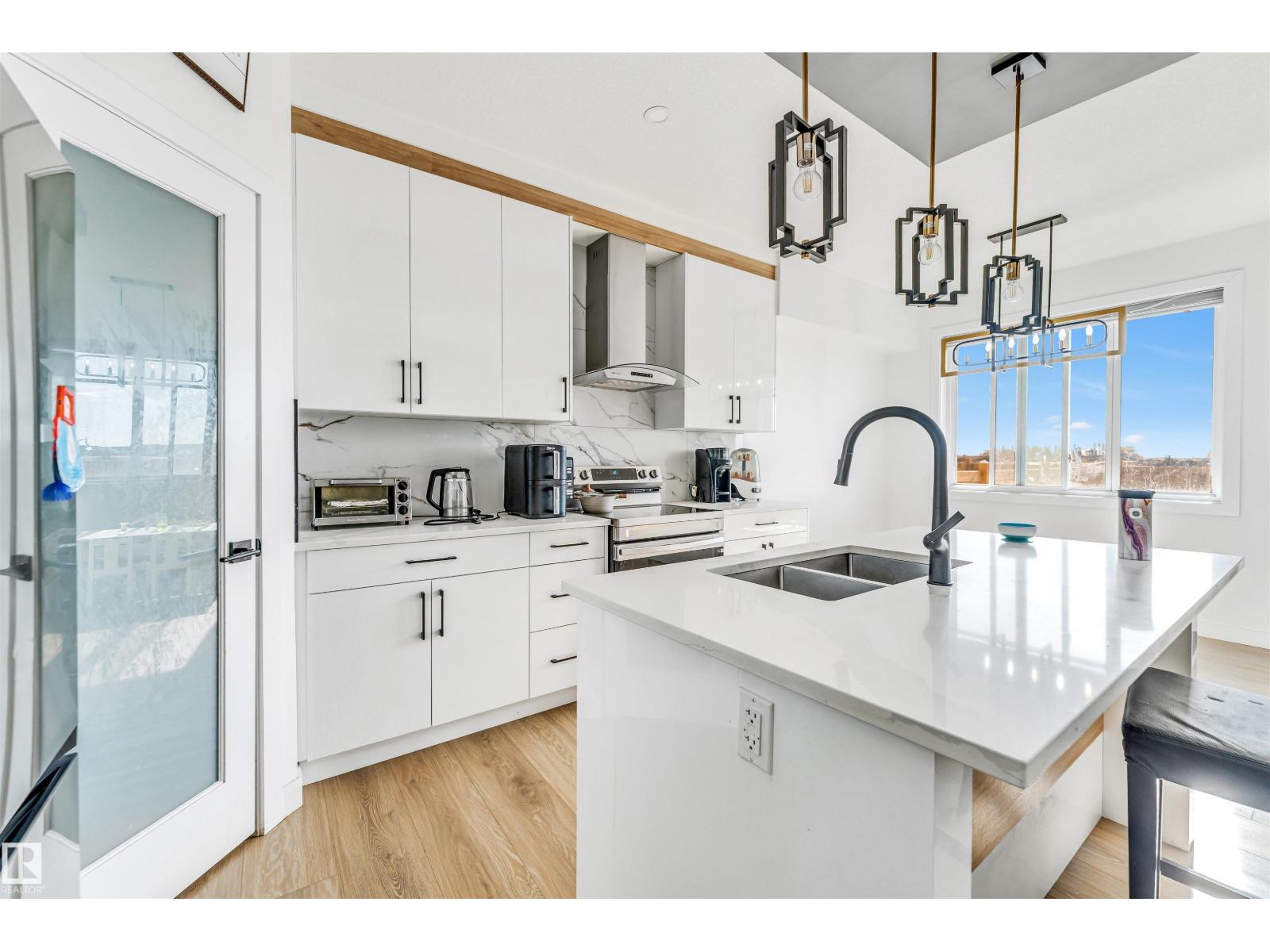 3911 40 AV, Beaumont, Alberta