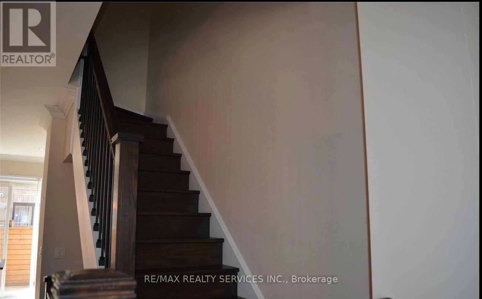 28 - 2184 Trafalgar Road, Oakville, Ontario  L6H 0N4 - Photo 2 - W12446018