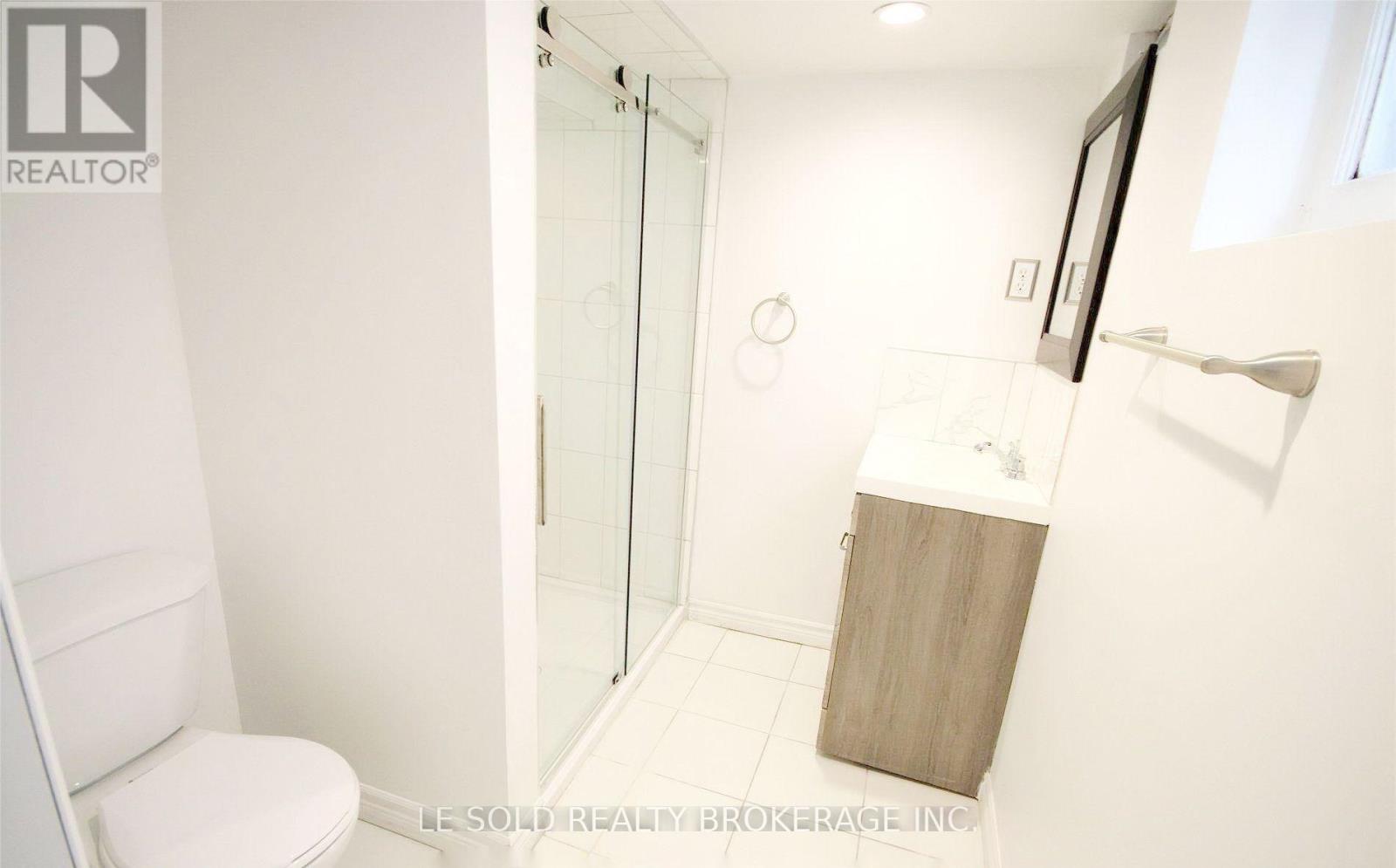Bsmt Room - 130 Leland Street, Hamilton, Ontario  L8S 3A2 - Photo 3 - X12446014