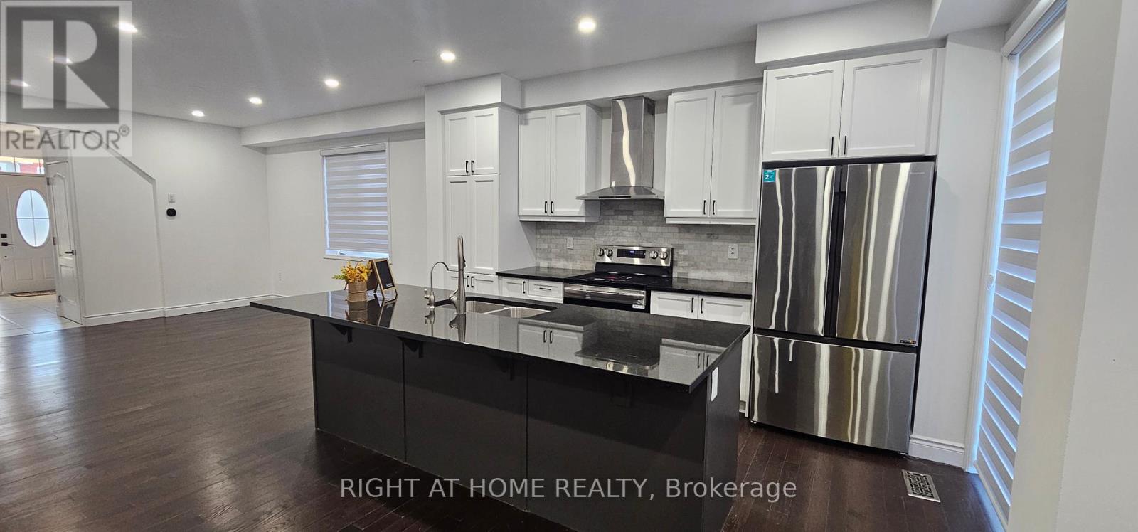 55 Watermill Street, Kitchener, Ontario  N2P 0H4 - Photo 32 - X12446015