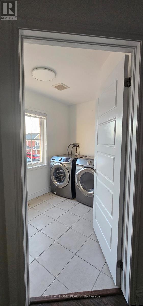 55 Watermill Street, Kitchener, Ontario  N2P 0H4 - Photo 38 - X12446015