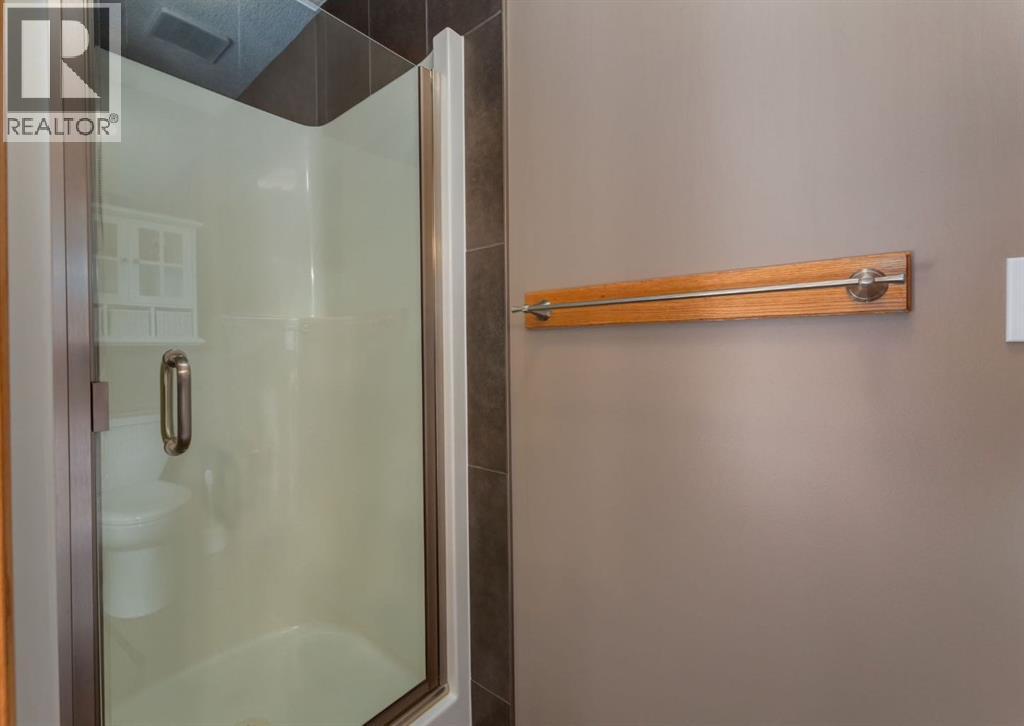 64 Hidden Ridge Close Nw, Calgary, Alberta  T3A 5L5 - Photo 28 - A2260786