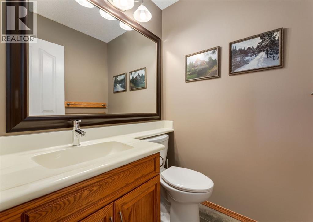 64 Hidden Ridge Close Nw, Calgary, Alberta  T3A 5L5 - Photo 21 - A2260786