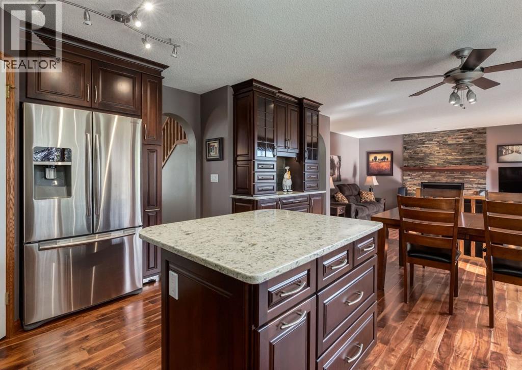 64 Hidden Ridge Close Nw, Calgary, Alberta  T3A 5L5 - Photo 13 - A2260786