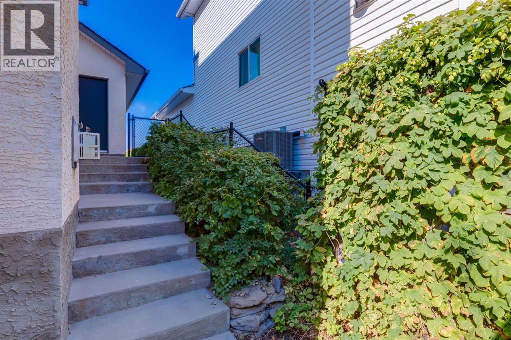 64 Hidden Ridge Close Nw, Calgary, Alberta  T3A 5L5 - Photo 43 - A2260786