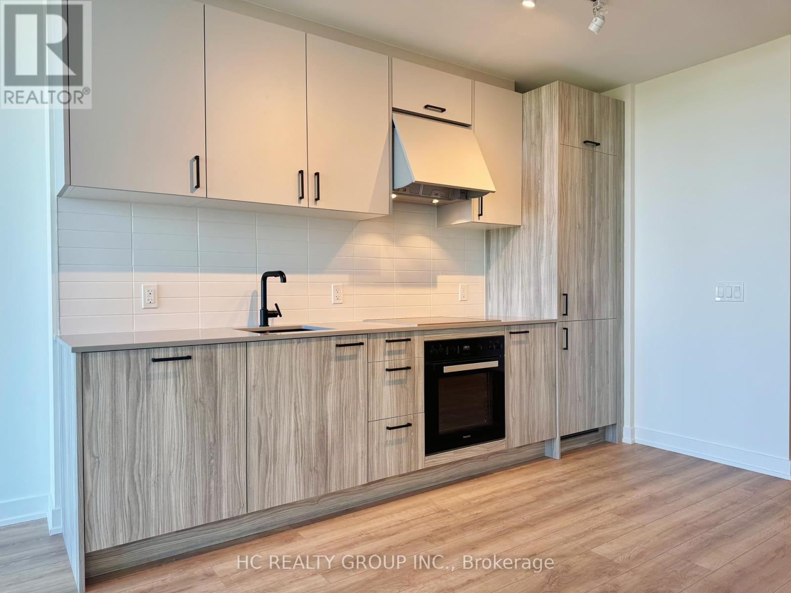 609 - 1 Kyle Lowry Road, Toronto, Ontario  M3C 0S6 - Photo 10 - C12446028