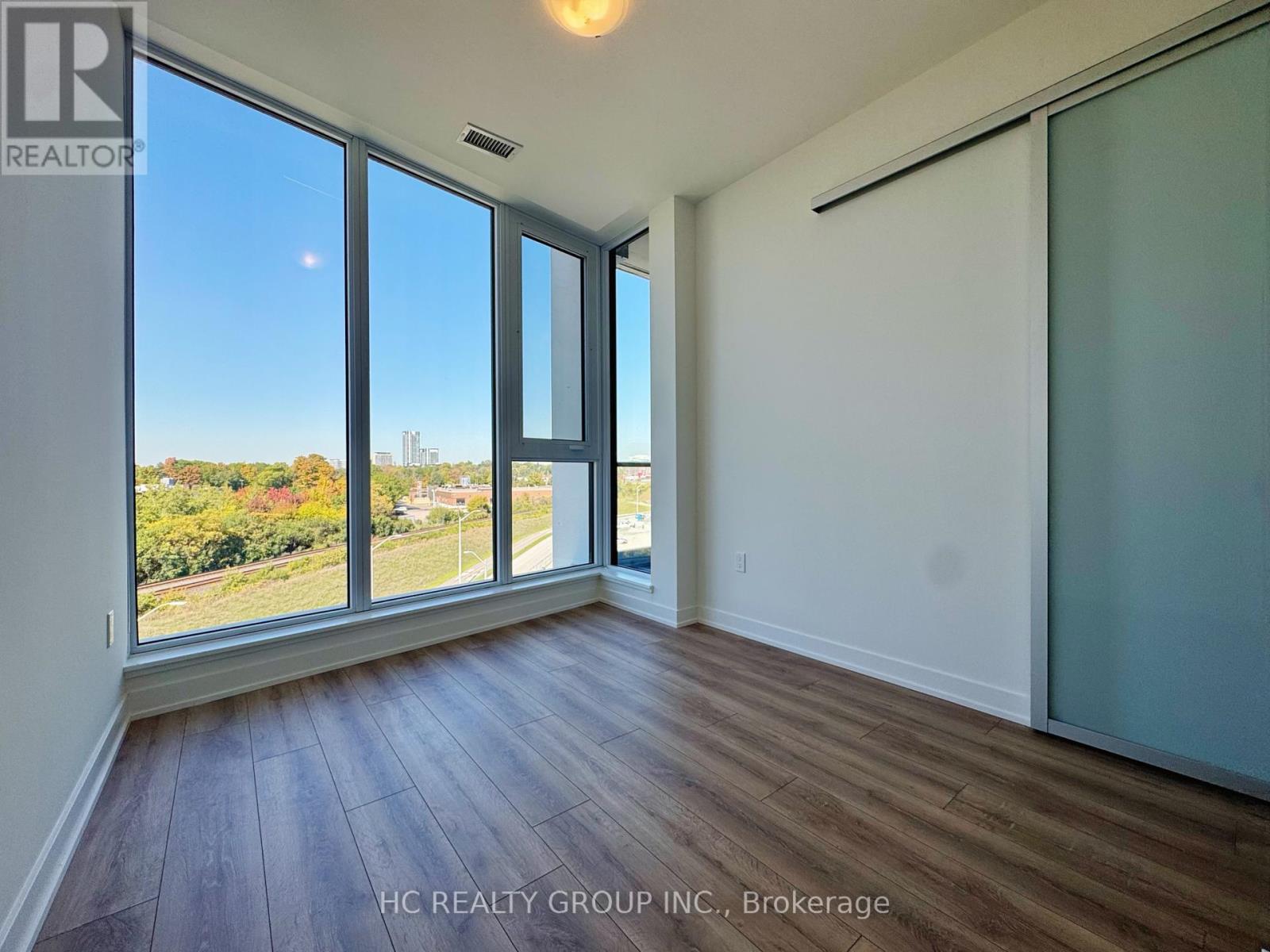 609 - 1 Kyle Lowry Road, Toronto, Ontario  M3C 0S6 - Photo 14 - C12446028