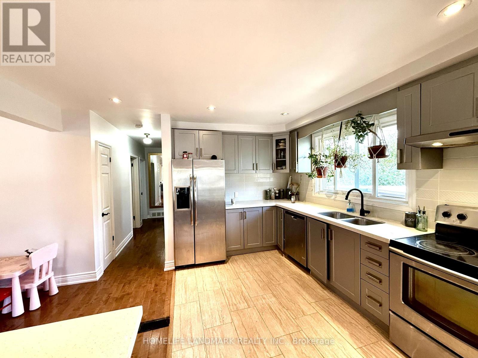 3 Colony Road, Toronto, Ontario  M1R 3S1 - Photo 8 - E12446023