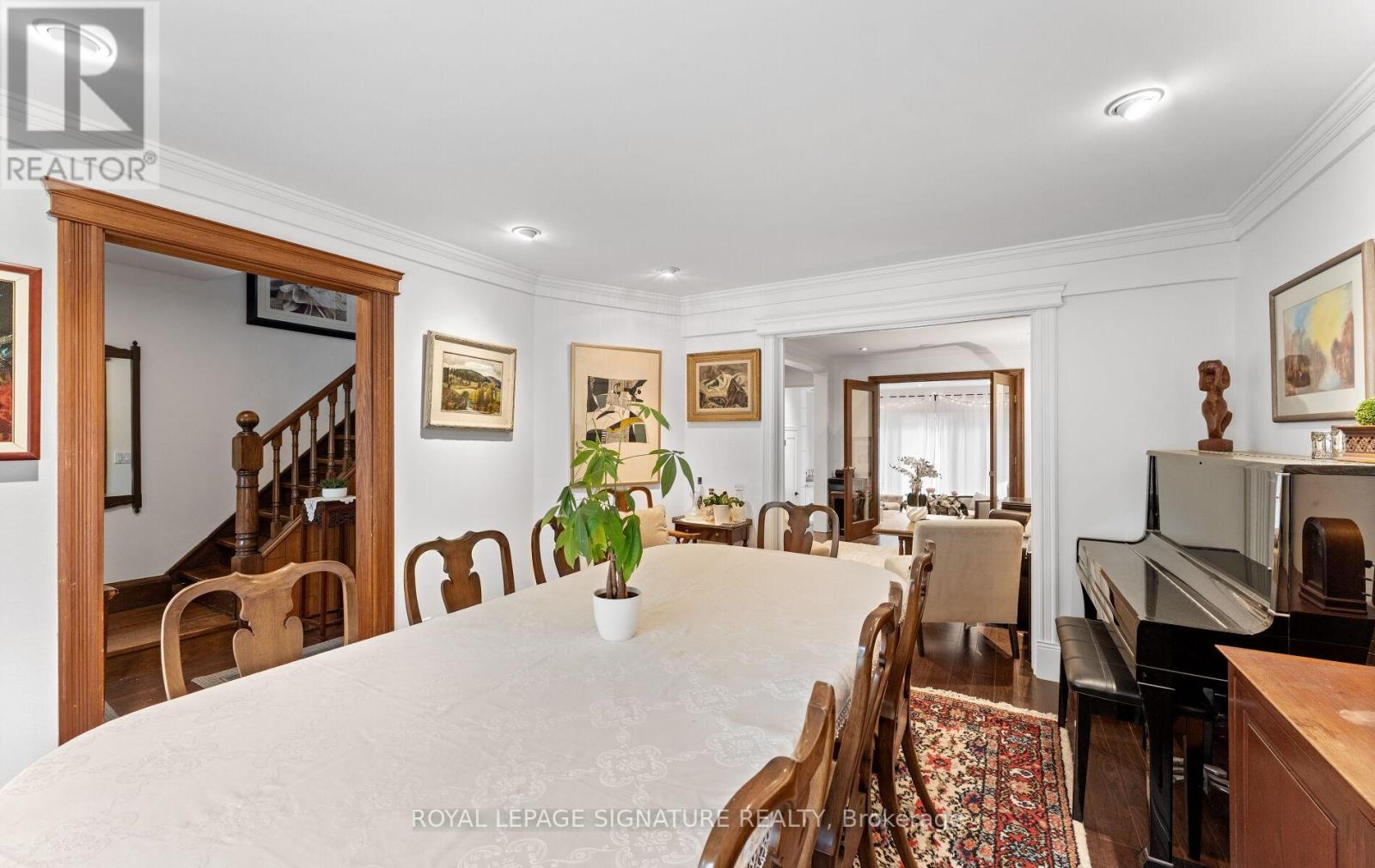 24 Mann Avenue, Toronto, Ontario  M4S 2Y3 - Photo 10 - C12442819