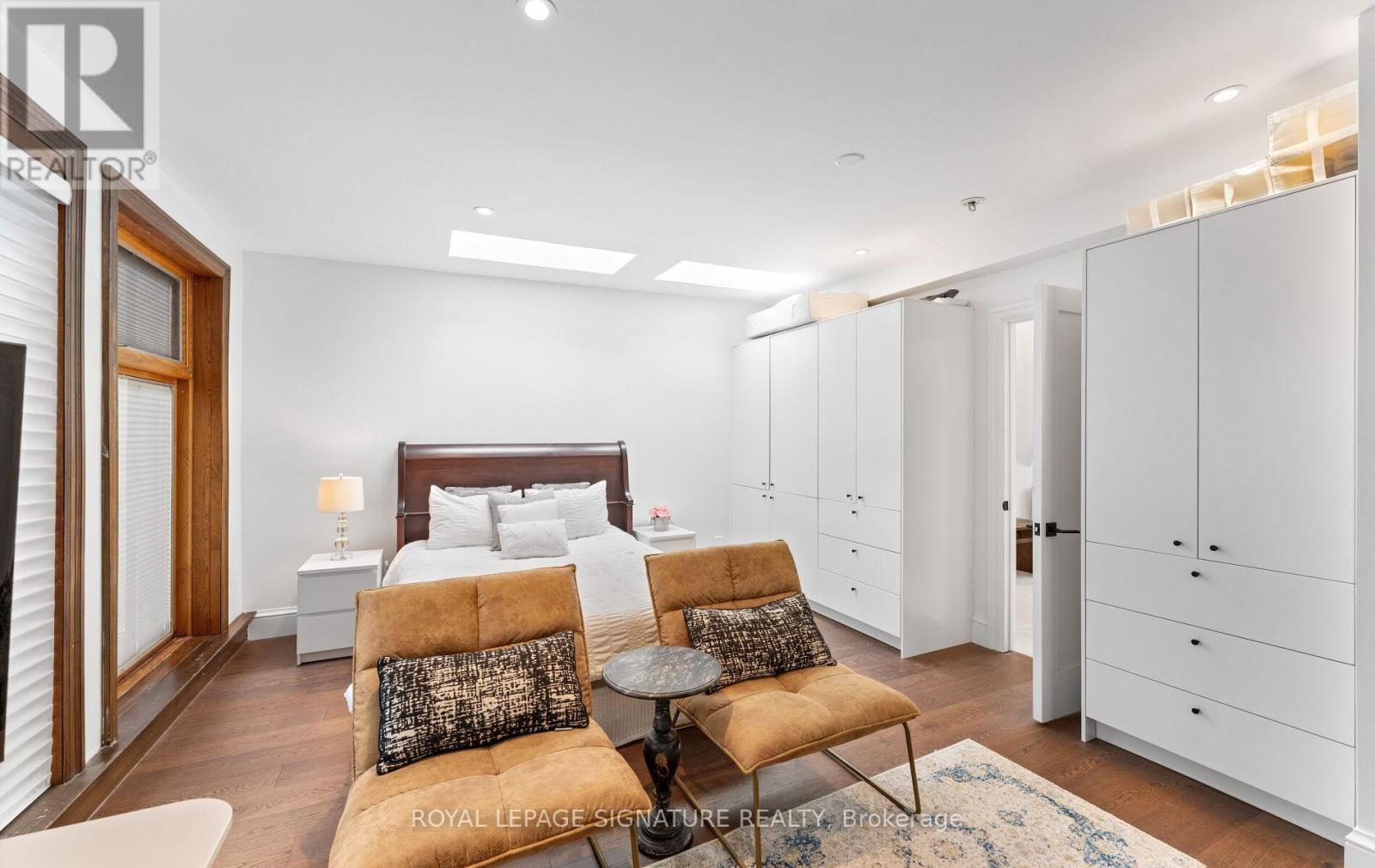 24 Mann Avenue, Toronto, Ontario  M4S 2Y3 - Photo 32 - C12442819