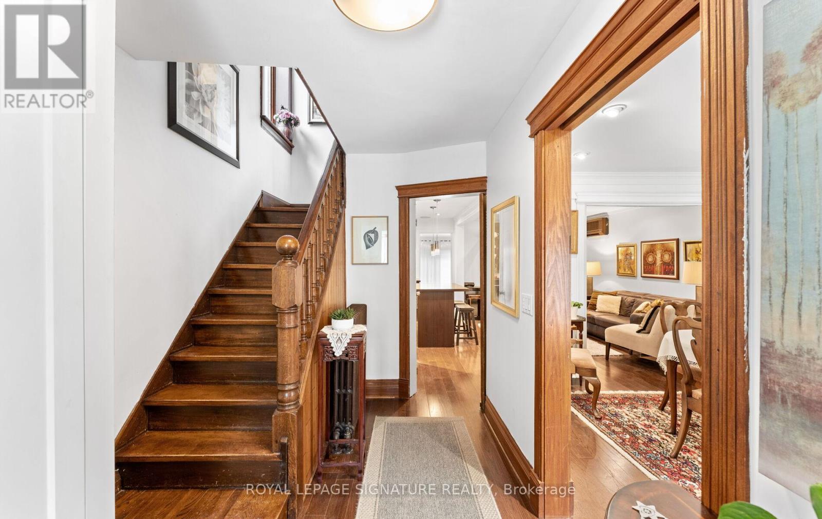 24 Mann Avenue, Toronto, Ontario  M4S 2Y3 - Photo 7 - C12442819