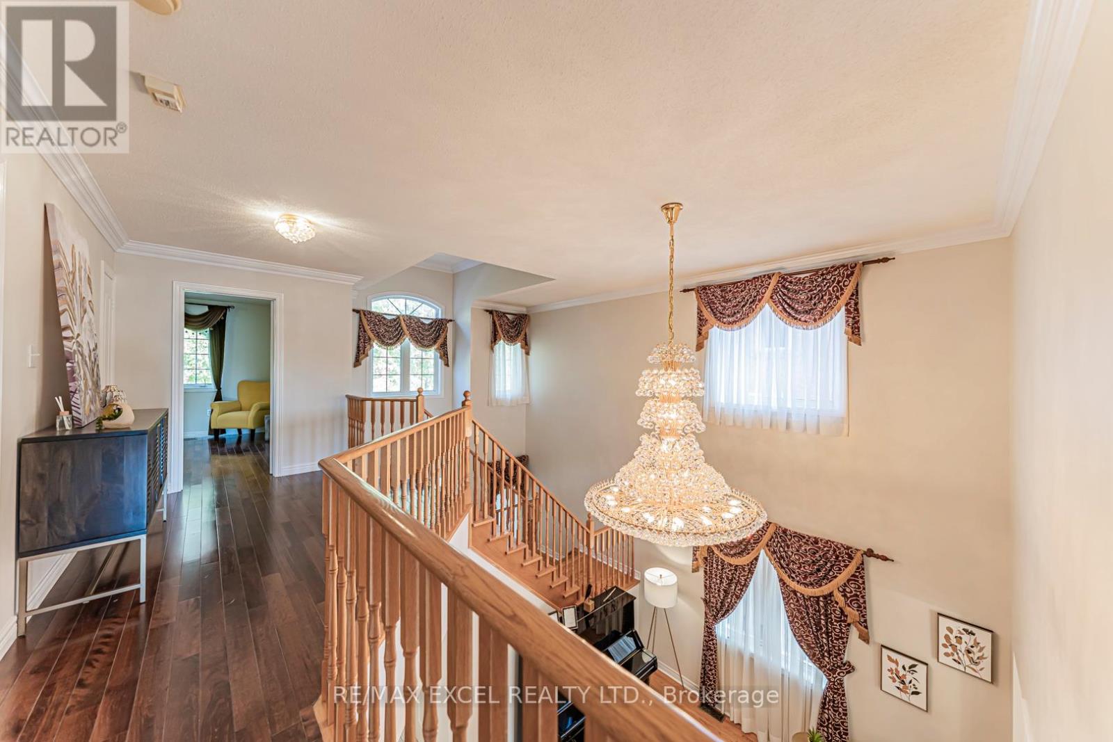 65 Falling River Drive, Richmond Hill, Ontario  L4S 2R3 - Photo 18 - N12439340
