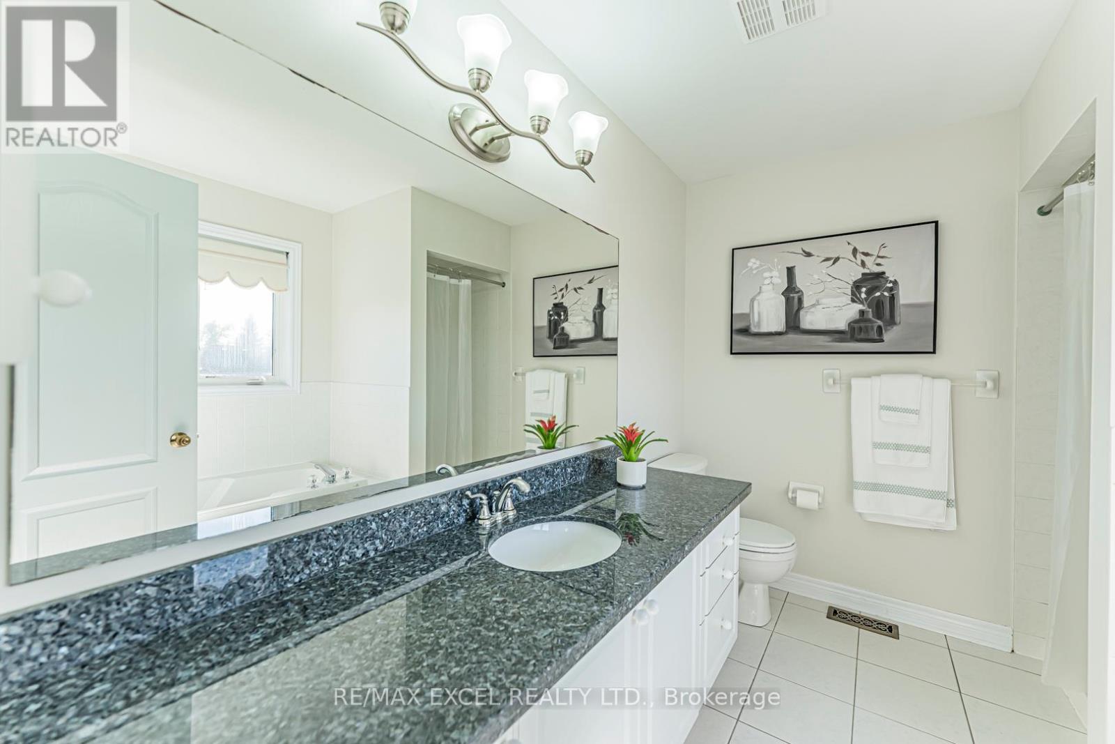 65 Falling River Drive, Richmond Hill, Ontario  L4S 2R3 - Photo 25 - N12439340