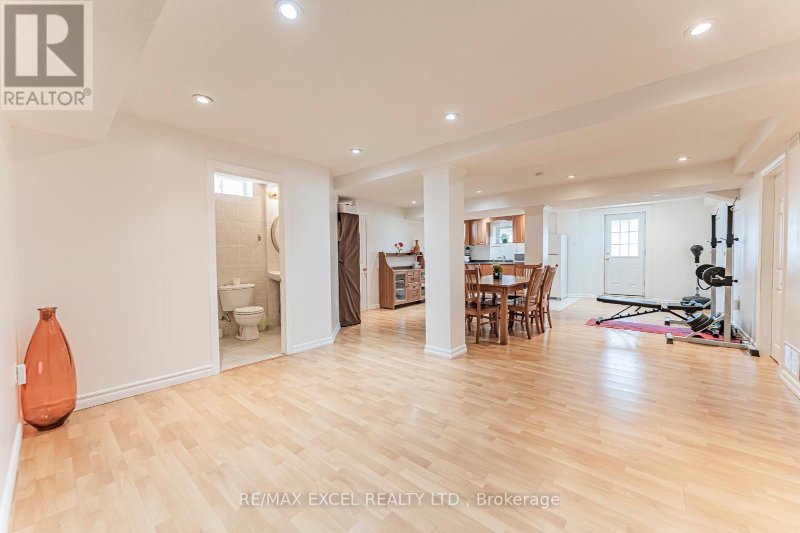 65 Falling River Drive, Richmond Hill, Ontario  L4S 2R3 - Photo 37 - N12439340