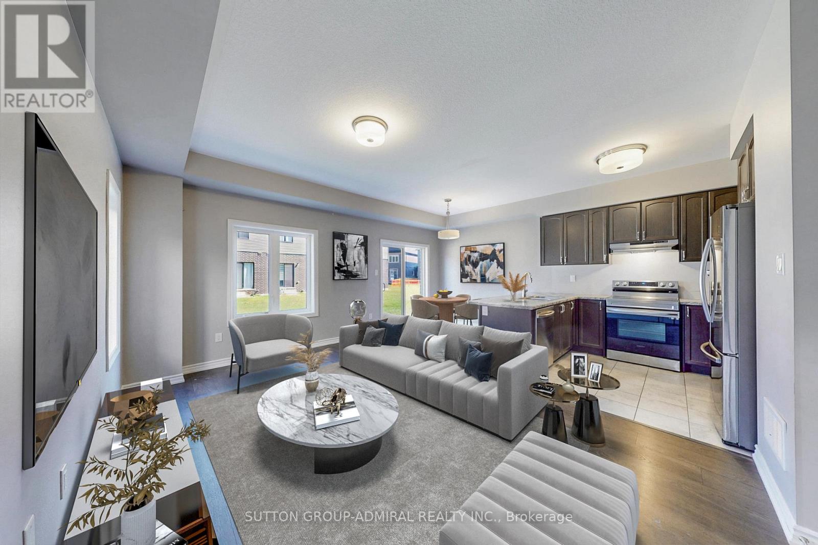 18 Copeman Avenue, Brantford, Ontario  N3V 0B3 - Photo 5 - X12445560
