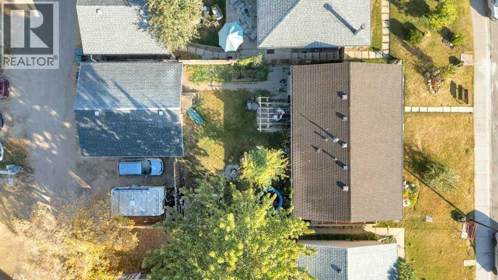 64 Wigmore Close, Red Deer, Alberta  T4N 5Y1 - Photo 4 - A2256367