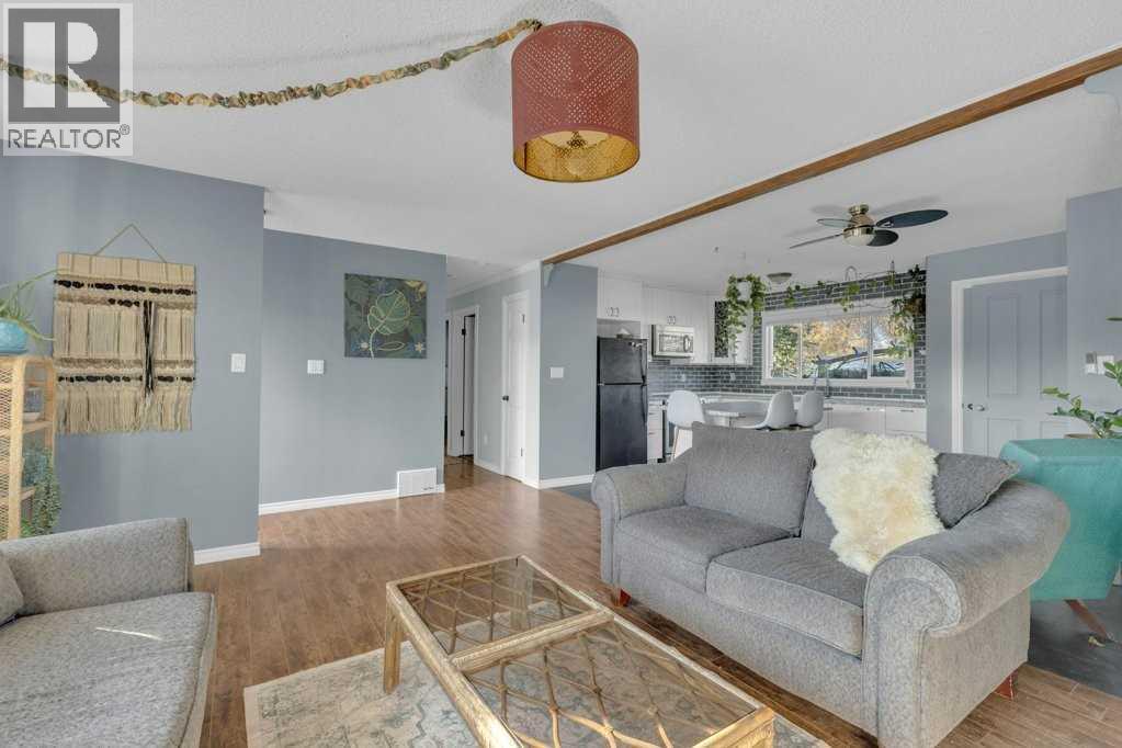 64 Wigmore Close, Red Deer, Alberta  T4N 5Y1 - Photo 10 - A2256367