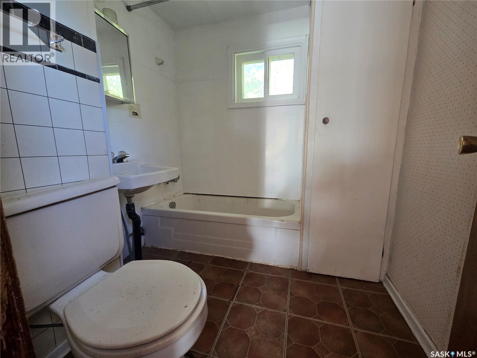 209 Forget Street, Stoughton, Saskatchewan  S0G 4T0 - Photo 8 - SK017197