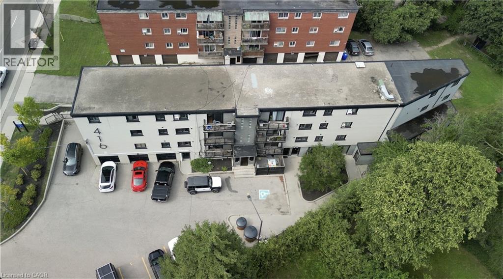 416 Lancaster Street W, Kitchener, Ontario  N2H 4V9 - Photo 2 - 40758467