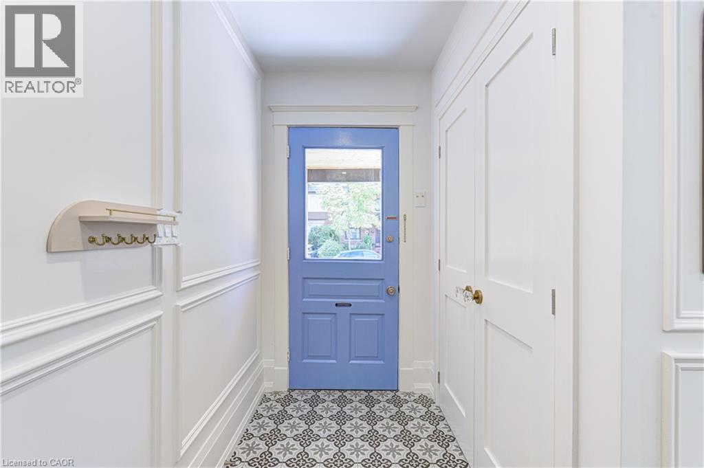 82 Withrow Avenue, Toronto, Ontario  M4K 1C9 - Photo 2 - 40767231