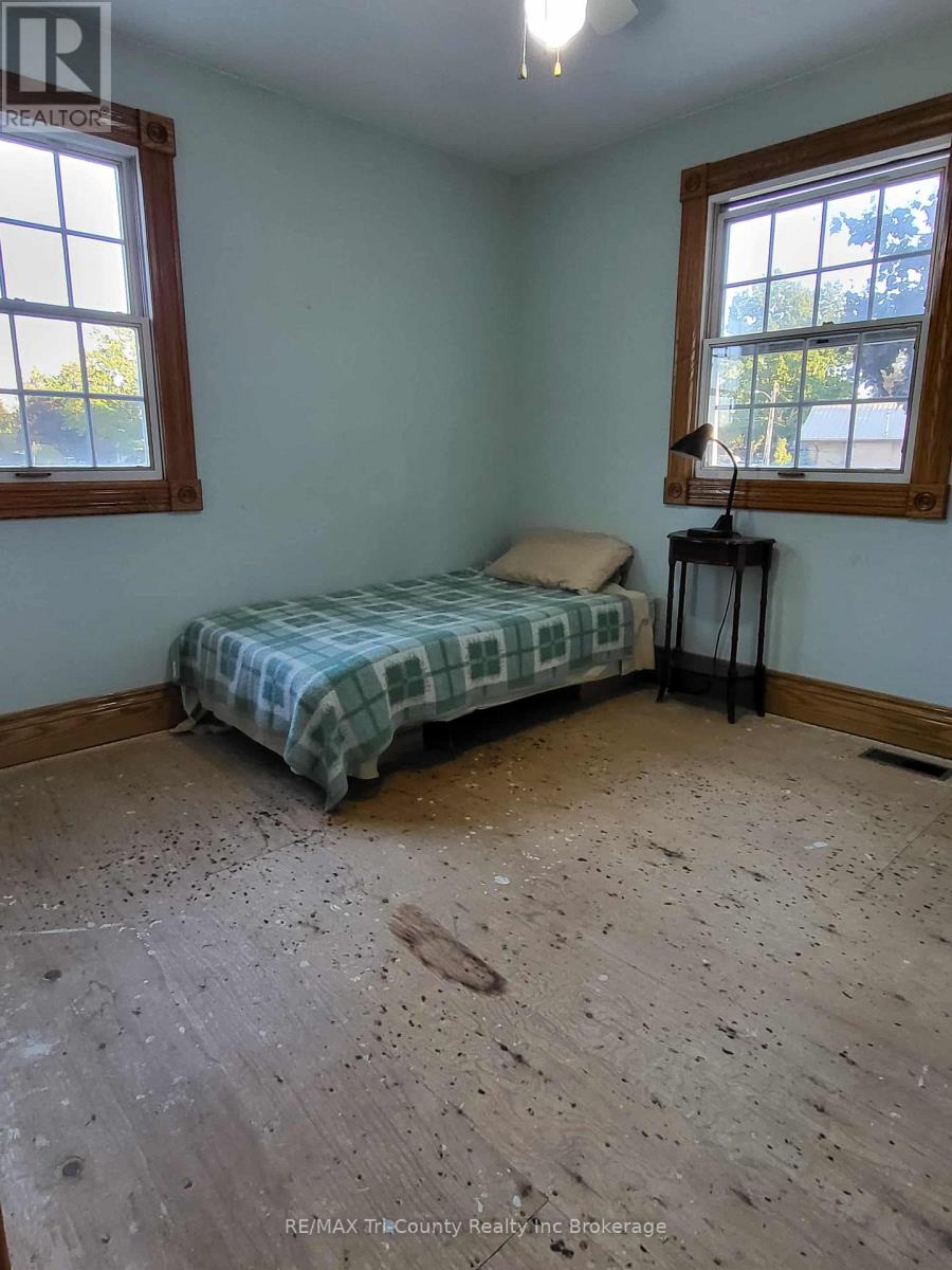 7 Glenridge Road, Tillsonburg, Ontario  N4G 4J6 - Photo 10 - X12287211