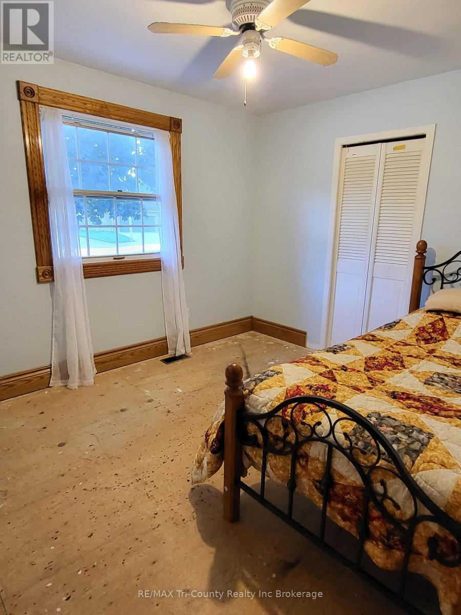 7 Glenridge Road, Tillsonburg, Ontario  N4G 4J6 - Photo 11 - X12287211