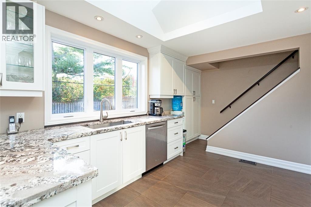 388 Wilson Avenue, Burlington, Ontario  L7L 2M9 - Photo 16 - 40734898