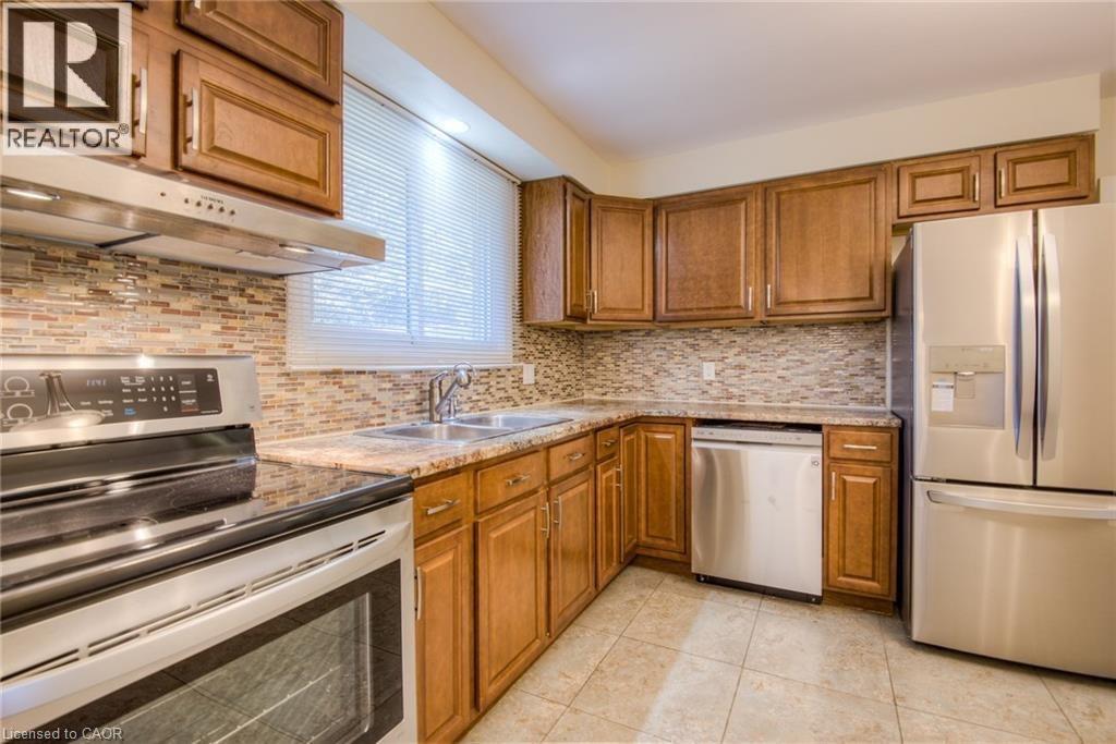 53 Amos Avenue Unit# A, Waterloo, Ontario  N2L 2W6 - Photo 11 - 40775814