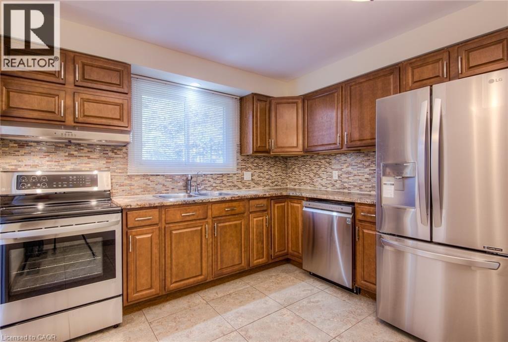 53 Amos Avenue Unit# A, Waterloo, Ontario  N2L 2W6 - Photo 12 - 40775814