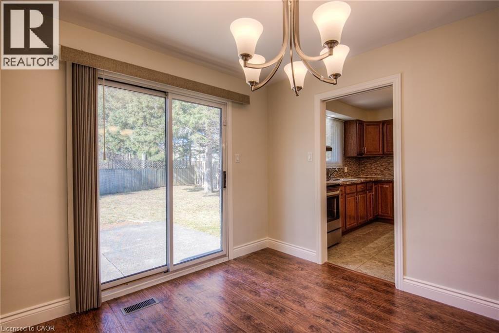 53 Amos Avenue Unit# A, Waterloo, Ontario  N2L 2W6 - Photo 10 - 40775814