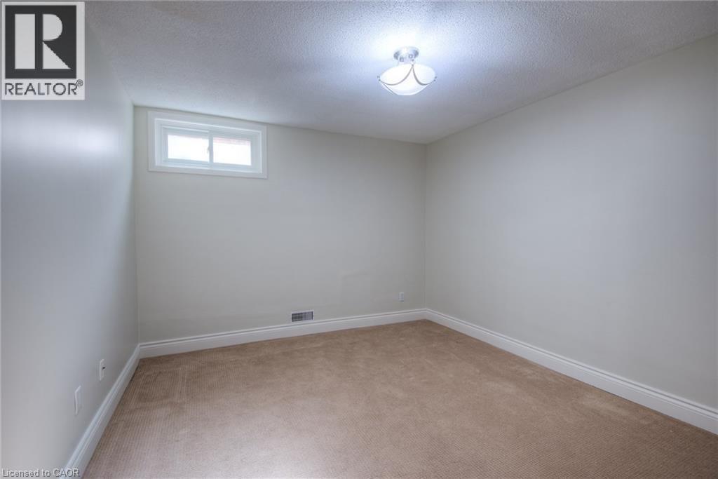 53 Amos Avenue Unit# A, Waterloo, Ontario  N2L 2W6 - Photo 22 - 40775814