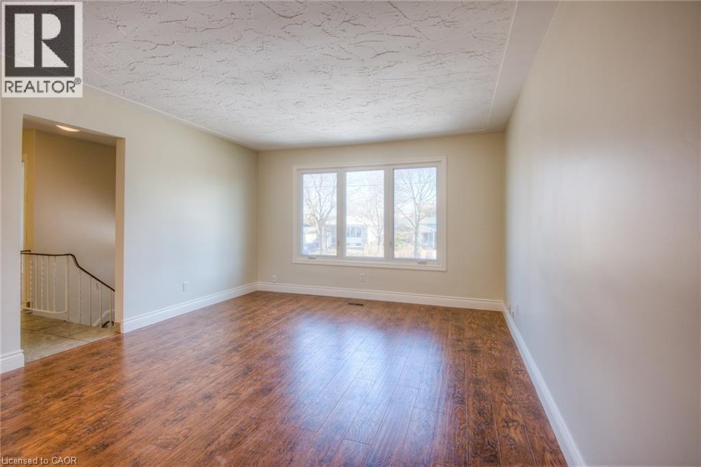 53 Amos Avenue Unit# A, Waterloo, Ontario  N2L 2W6 - Photo 7 - 40775814