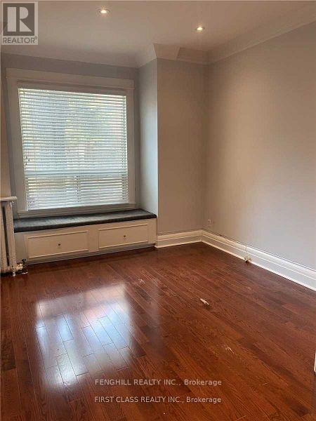 Main - 125 Maitland Street, Toronto, Ontario  M4Y 1E5 - Photo 18 - C12446036