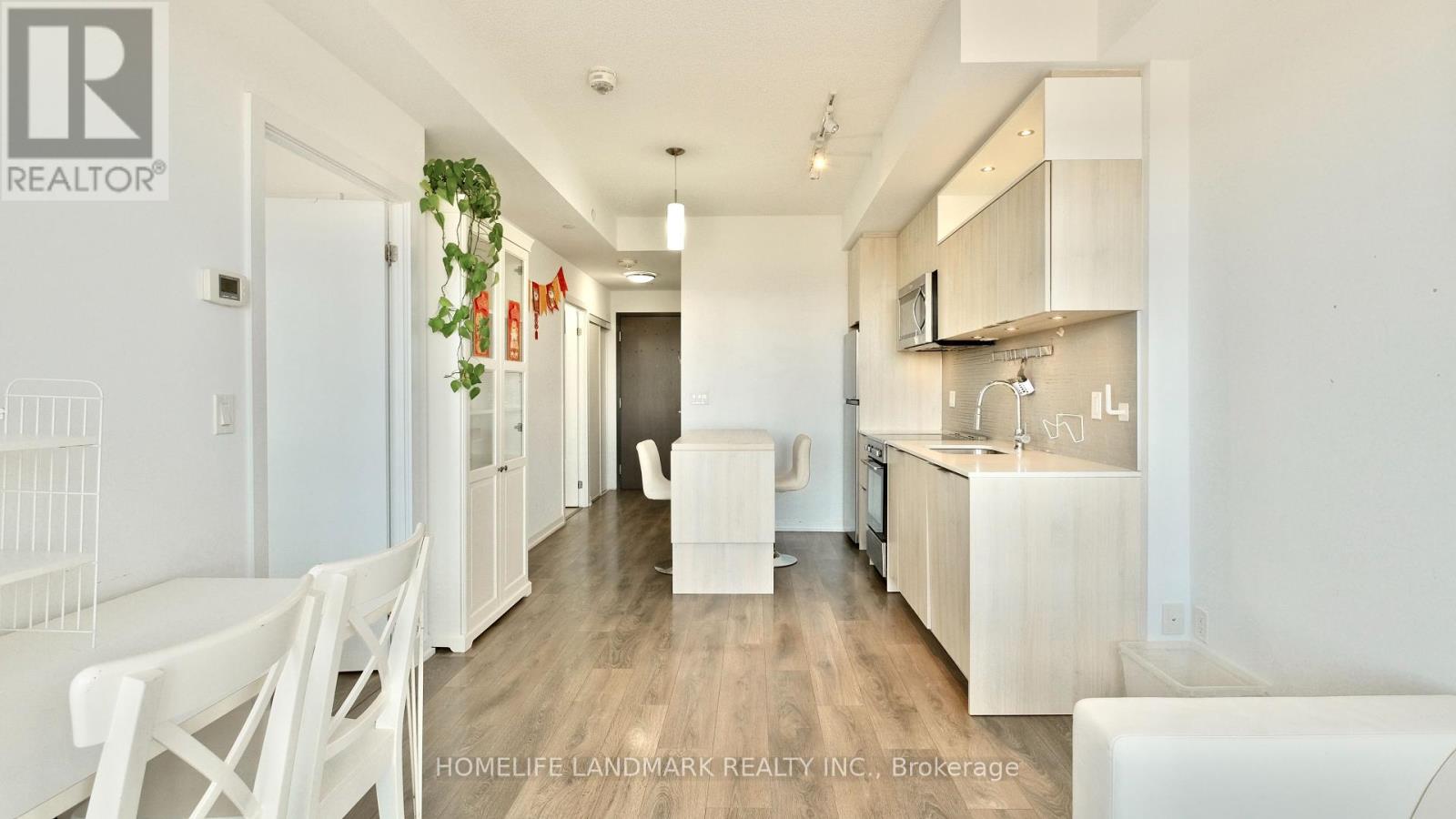 904 - 50 Forest Manor Road, Toronto, Ontario  M2J 0E3 - Photo 6 - C12446037