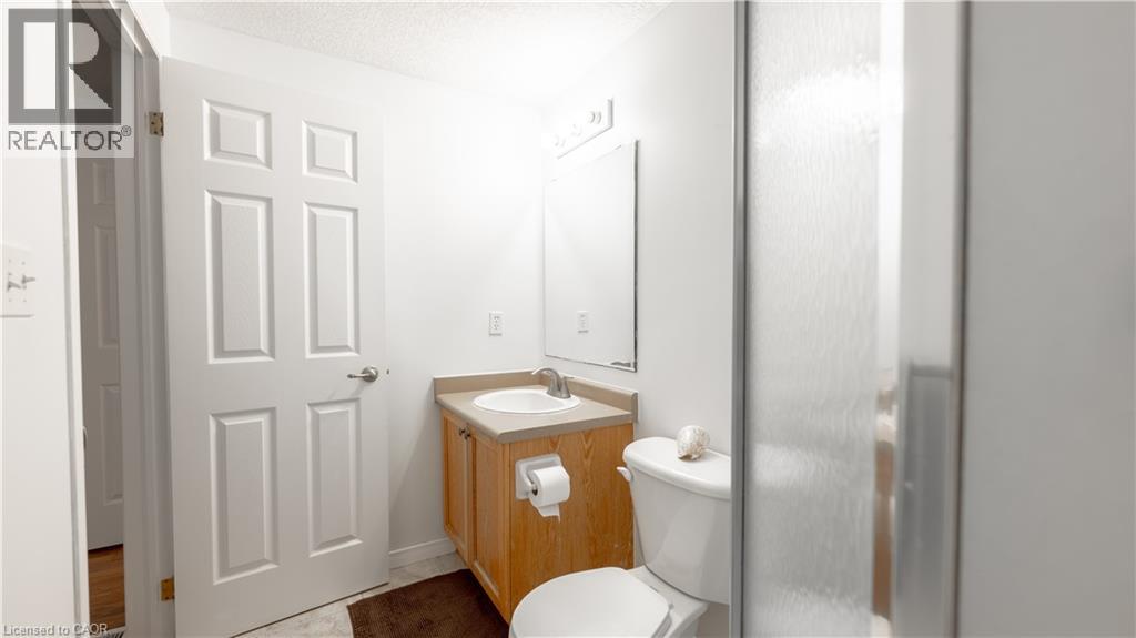 85 Bankside Drive Unit# E34, Kitchener, Ontario  N2N 3M4 - Photo 13 - 40770848