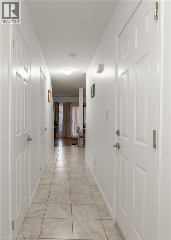 85 Bankside Drive Unit# E34, Kitchener, Ontario  N2N 3M4 - Photo 5 - 40770848