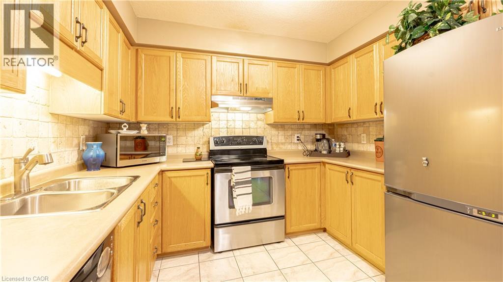 85 Bankside Drive Unit# E34, Kitchener, Ontario  N2N 3M4 - Photo 6 - 40770848
