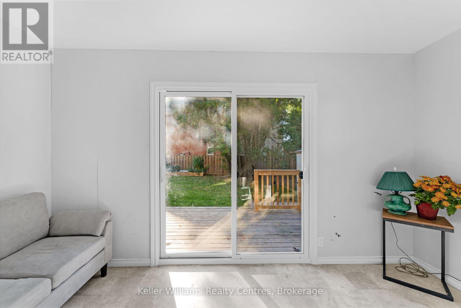 502 & 504 9th Street W, Owen Sound, Ontario  N4K 3P2 - Photo 12 - X12446062