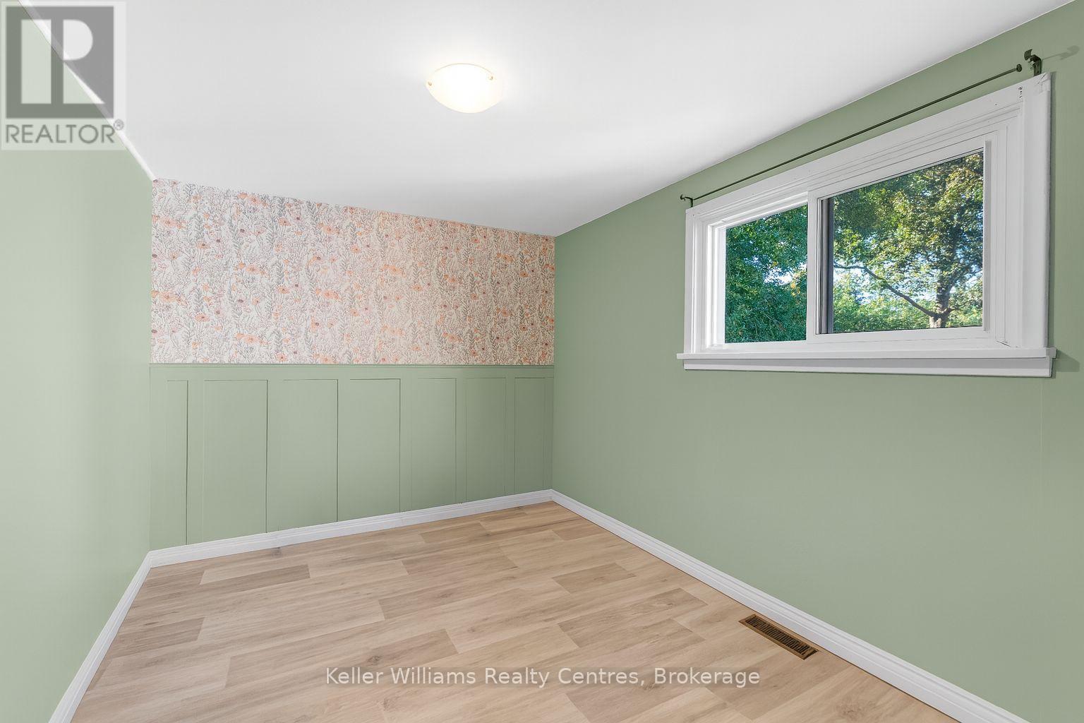502 & 504 9th Street W, Owen Sound, Ontario  N4K 3P2 - Photo 16 - X12446062