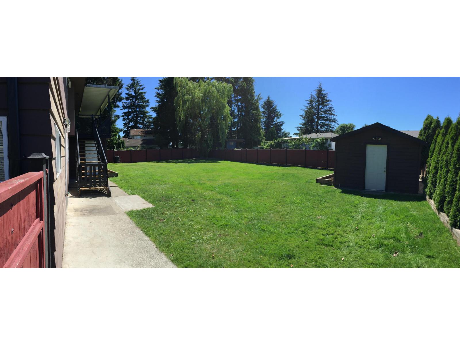 10837 145a Street, Surrey, British Columbia  V3R 3S2 - Photo 5 - R3053770