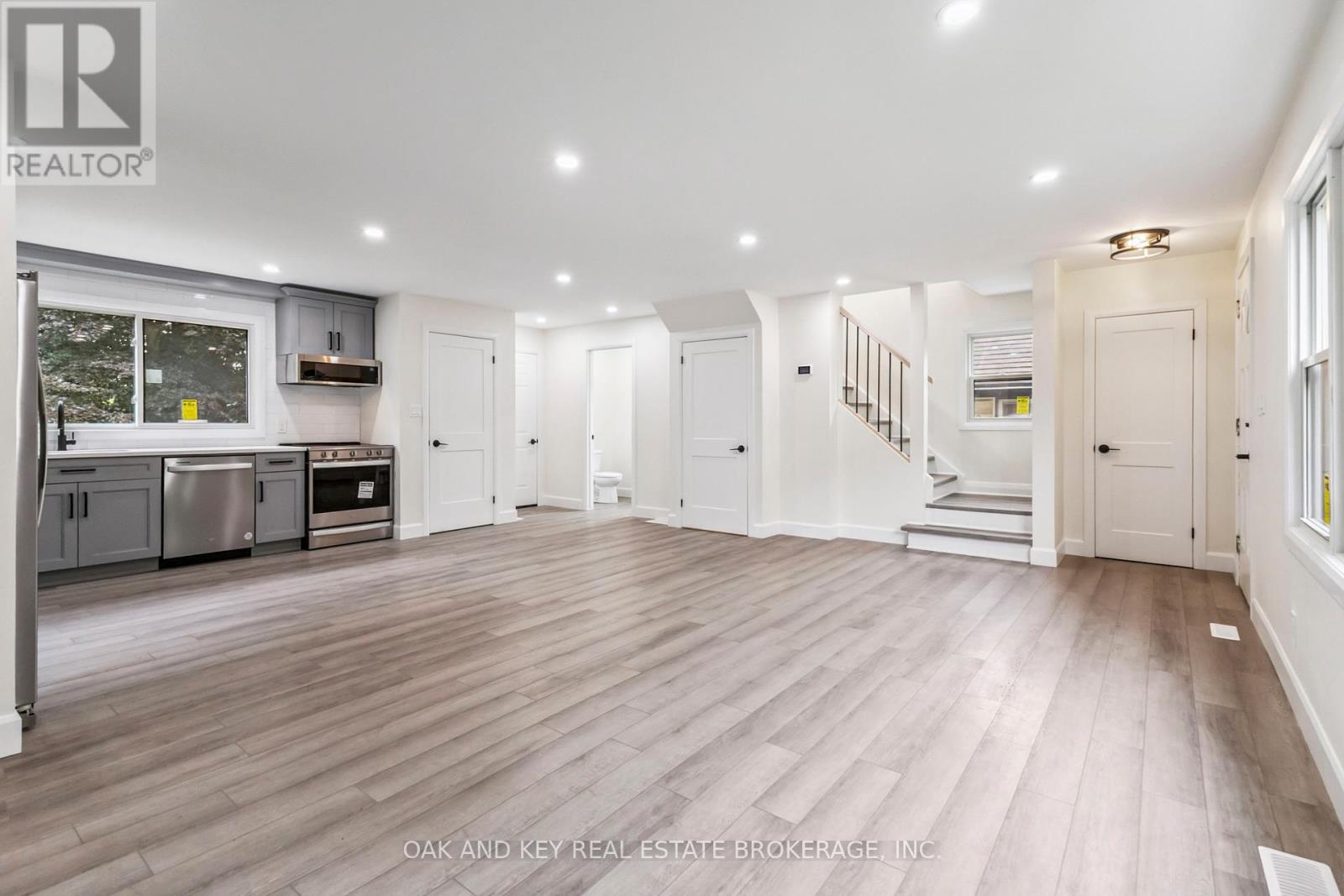 90 Jacqueline Street, London South, Ontario  N5Z 3P7 - Photo 8 - X12446048